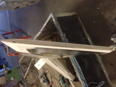 .. hier ist die noch fehlende Taillierung in der Blattmitte erkennbar