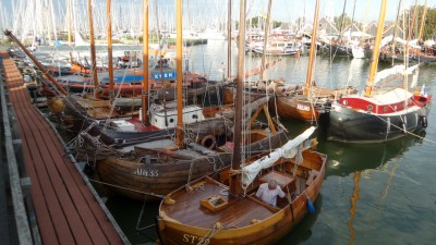 Hindeloopen alter Hafen.jpg