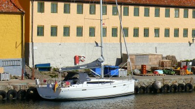 Dehler 38 in Christiansö.JPG